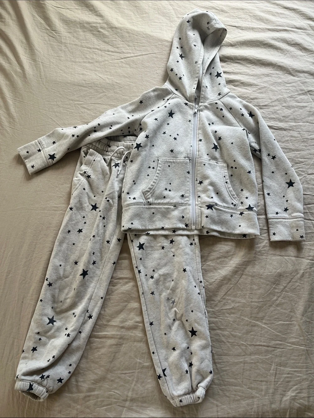 Kids Star-Print Hoodie & Jogger Pajama Set - Light Gray